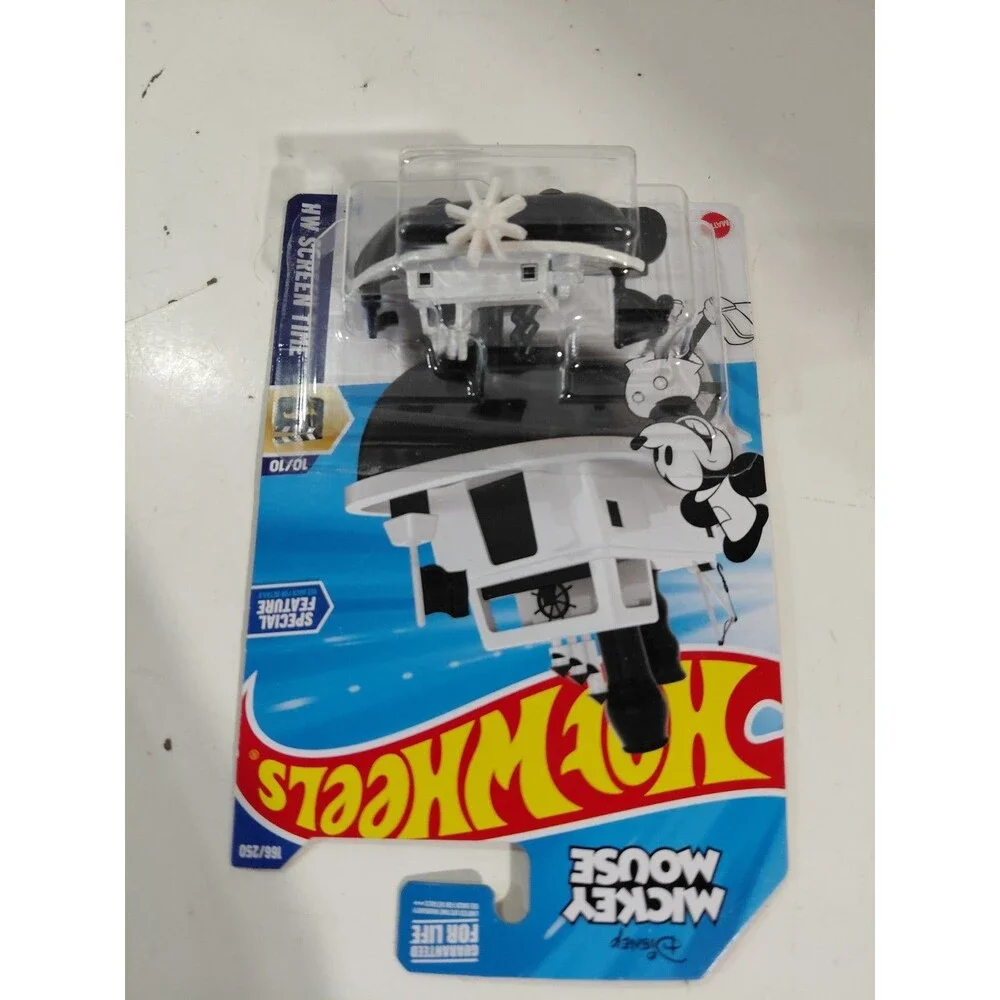 NIP Hot Wheels Screen Time 1:64 Die Cast Disney Mickey Mouse Steamboat